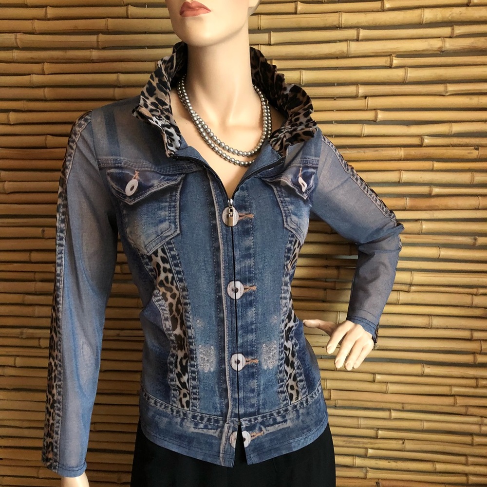 Woman’s blouse
